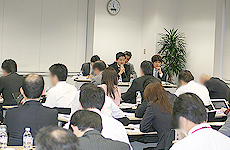 2013年3月期 第2四半期決算説明会 会場風景